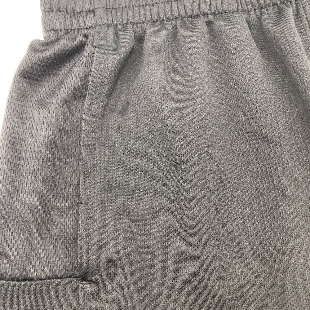 Nike Dri-FIT Boys Training Shorts Pockets Logo Black L - Picture 3 of 7